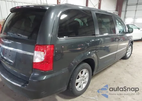 2012 Chrysler Town & Country Touring z USA, uszkodzony, nr VIN 2C4RC1BG9CR190065